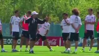 Argentina Menunggu Sihir Messi