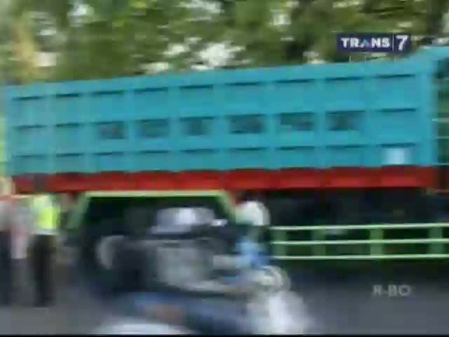 Protes Gaji Belum Dibayar, Petugas Kebersihan Mogok Kerja