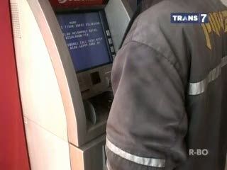 Kejahatan di ATM Menyasar Kelengahan Nasabah
