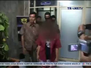 Wanita Thailand Simpan Narkoba di Kemaluan dan Sol Sepatu