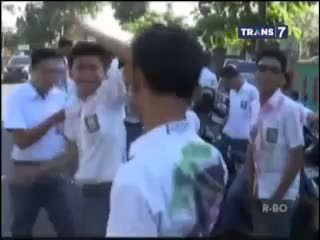 Kebut-kebutan Saat Konvoi Kelulusan, Sejumlah Siswa SMA Ditilang