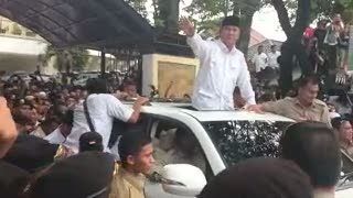 Pendaftaran Prabowo-Hatta ke KPU Sempat Diwarnai Kericuhan 