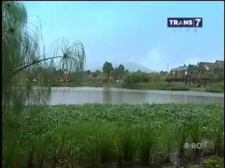 Durian Bakar, Jajanan Asyik di Pasar Terapung Lembang