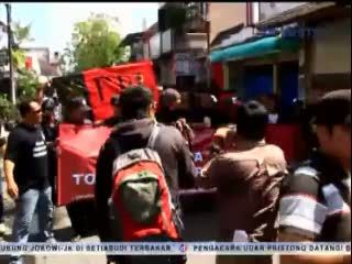 Penghuni Dolly: Harga Mati Tolak Penutupan Lokalisasi