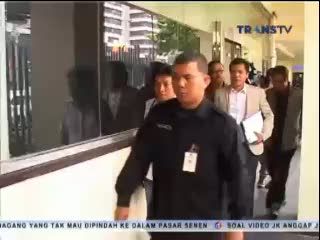 Massa Pro Jokowi Ragukan Kewarganegaraan Prabowo