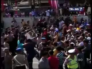 Pilpres Kacau, Mal Dijarah