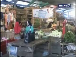 Harga Naik, Pedagang Nekat Jual Ayam Busuk