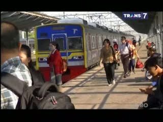 Jadwal Baru Commuter Line Kurang Tersosialisasi