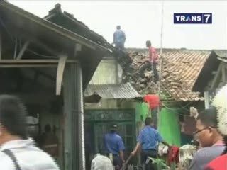 Ditinggal Pemilik, Rumah Ludes Terbakar