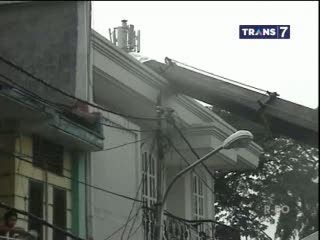 Alat Berat Timpa Rumah Pejabat, Pengembang Janji Ganti Rugi