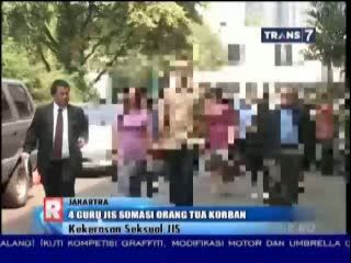 4 Guru JIS Somasi Orang Tua Korban
