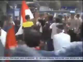 Demo PDAM, Mahasiswa dan Polisi Ricuh