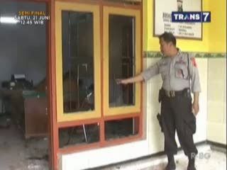Perusakan Kantor Desa, Polisi Menyisir Rumah Warga