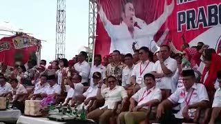 Kampanye di Makassar, Prabowo Janjikan Gaji Guru, Dokter, dan Perawat Naik 