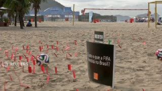 FIFA Dikartu Merah di Pantai Copacabana