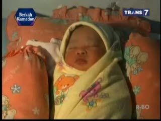 Bayi Mungil Ditemukan di Kebun Warga