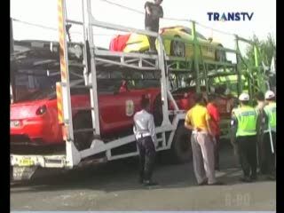 Tiga Mobil Ferrari Sport Diamankan Polisi