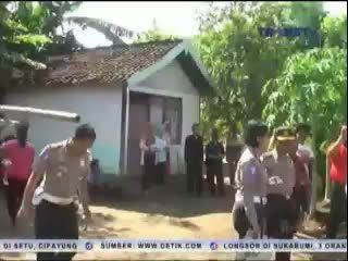 Polisi Evakuasi Keluarga Miskin Pemakan Bangkai