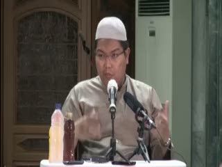 Ustad Firanda: Bertutur yang Baik kepada Orang Tua