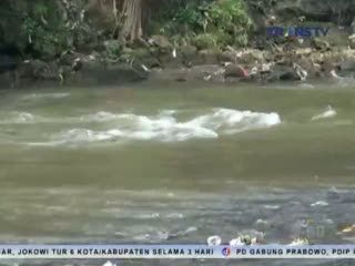 Bocah 2,5 Tahun Hanyut di Ciliwung saat Menyusul Ayahnya Memancing