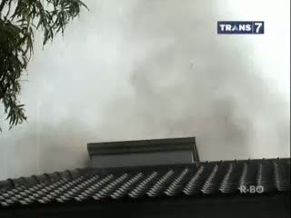 Rumah Makan di Kawasan Kebayoran Ludes Dilalap Api