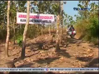 Warga Digemparkan Fenomena Alam Berupa Tanah Amblas