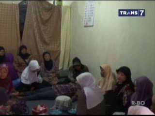 Jenazah Korban Minibus Terbakar Tiba di Rumah Duka