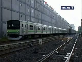 40 Gerbong KRL Bekas Jalani Perakitan Ulang