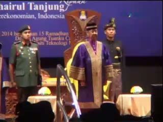 CT Mendapat Gelar Honoris Causa