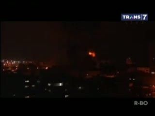 Sorak-sorai Warga Palestina Saat Roket-roket Hamas Serang Israel