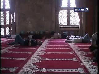 Makna Tidur Saat Berpuasa