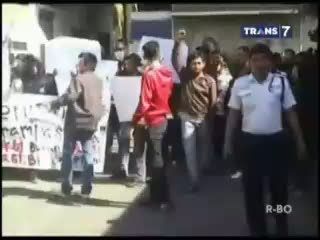 Tuntut THR dan BPJS, Buruh Unjuk Rasa