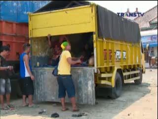 Mudik Naik Truk yang Sudah Jadi Tradisi