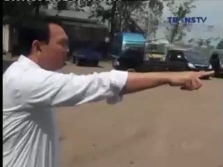 Begini Aksi Ahok Saat Melakukan Sidak di Kantor Uji KIR