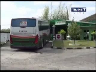 Hamil Tua, Pemudik Melahirkan di Dalam Bus
