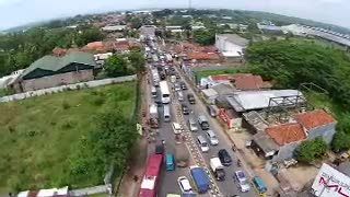 Pantauan Udara H-4 Lebaran, Jalur Cikopo-Mutiara-Jomin Macet