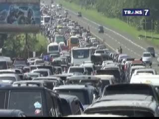 Libur Lebaran, Jalur Puncak Macet Total