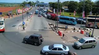 Empat Hari Setelah Lebaran, Gerbang Tol Cikampek Justru Macet