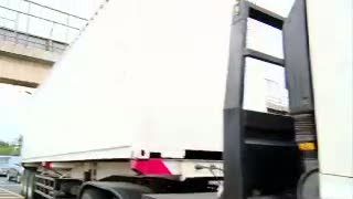 Ini Aksi Kapolda Jabar Hentikan Raksasa di Tol Palikanci