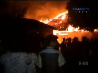 4 Rumah Terbakar Akibat Pertengkaran Suami Istri