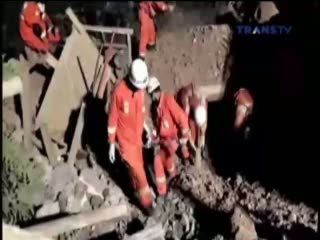 221 Orang Tewas dan Ribuan Lainya Terluka saat Gempa 6,5 SR Melanda Yunnan