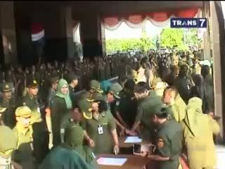 100 PNS Pemkot Jakbar Mangkir