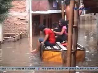 Airi Kiriman Sebabkan Banjir di Kampung Pulo