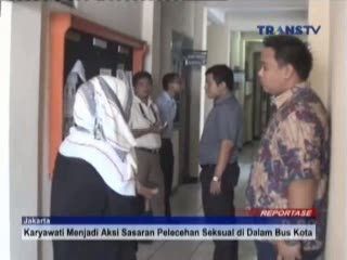 Karyawati Menjadi Korban Pelecehan Seksual Dalam Bus Kota