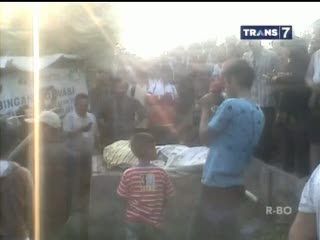 Bocah SD Tewas Tersambar Kereta