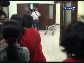 Ketua Komisi V DPR Meninggal Kesetrum di Rumahnya