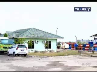 Polisi Gelar Olah TKP Ledakan Pabrik kaca