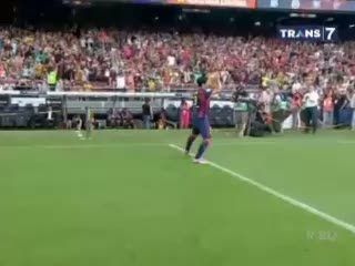 Debut Suarez Bersama Barcelona