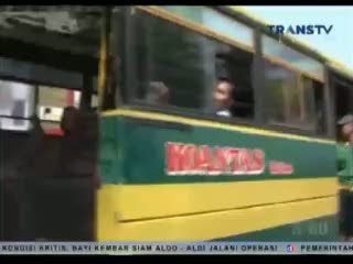 Satpol PP Razia Pengamen Pemalak