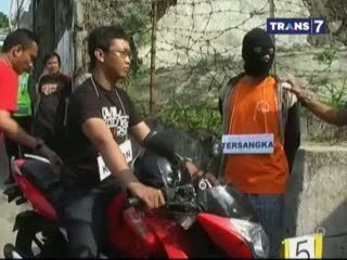 Reka Ulang Pembunuhan Pria Homoseksual